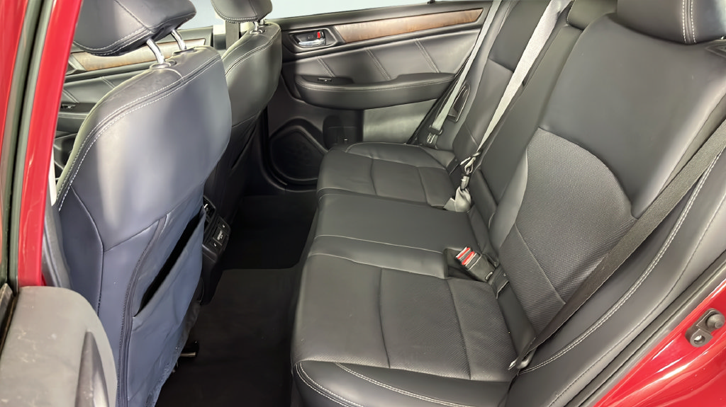 Used 2018 Subaru Outback 2.5i Limited AWD/4WD image 16