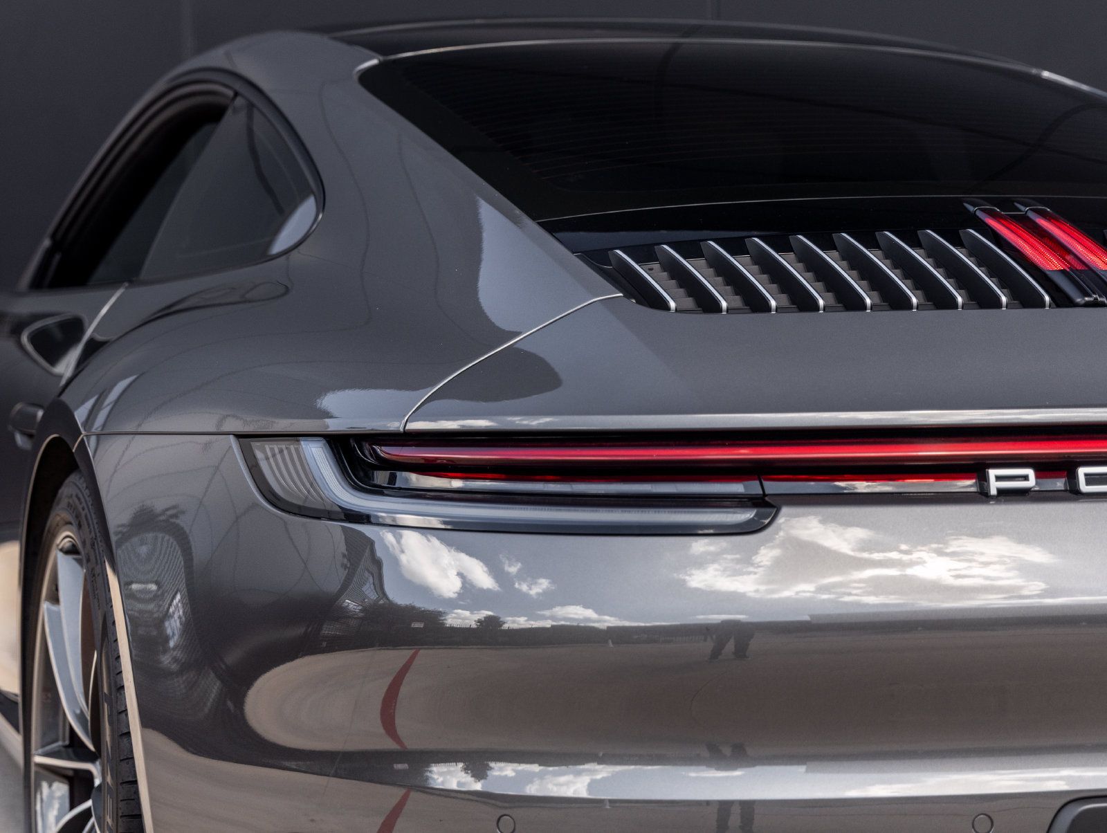 Certified 2020 Porsche 911 Carrera 4S AWD/4WD image 14