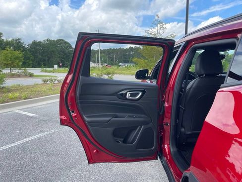 New 2026 Jeep Compass Latitude AWD/4WD image 51