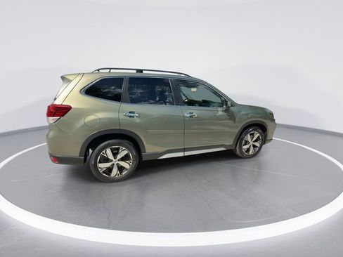 Used 2019 Subaru Forester Touring AWD/4WD image 8