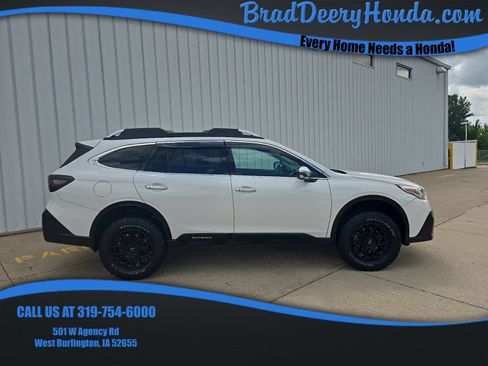 Used 2022 Subaru Outback Touring AWD/4WD image 1