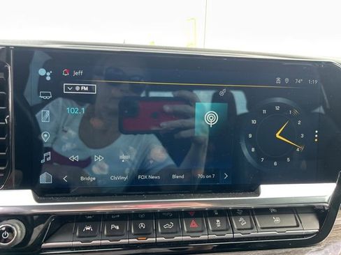 Used 2022 Chevrolet Silverado 1500 LTZ w/ LTZ Convenience Package II image 24