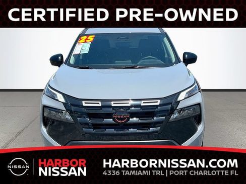 Certified 2025 Nissan Rogue SV AWD/4WD image 2