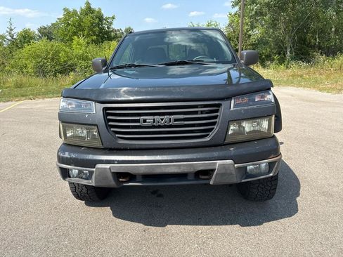 Used 2005 GMC Canyon SLE AWD/4WD image 2