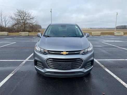 Used 2020 Chevrolet Trax LS w/ Tint and Cruise Package image 2