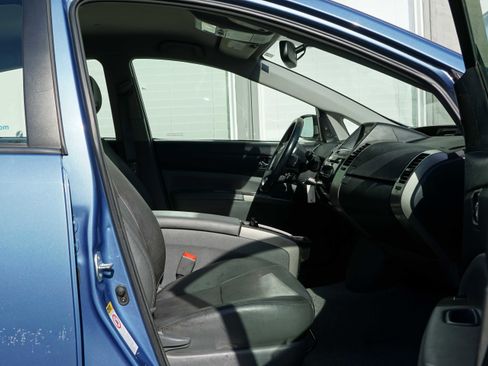 Used 2009 Toyota Prius Touring FWD image 32