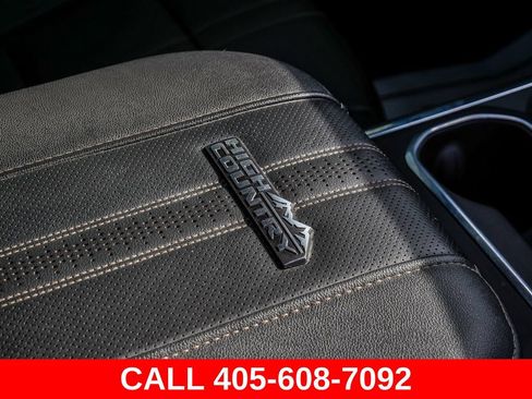 Used 2024 Chevrolet Silverado 2500 High Country w/ High Country Premium Package AWD/4WD image 19