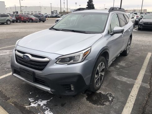 Used 2020 Subaru Outback Limited image 1