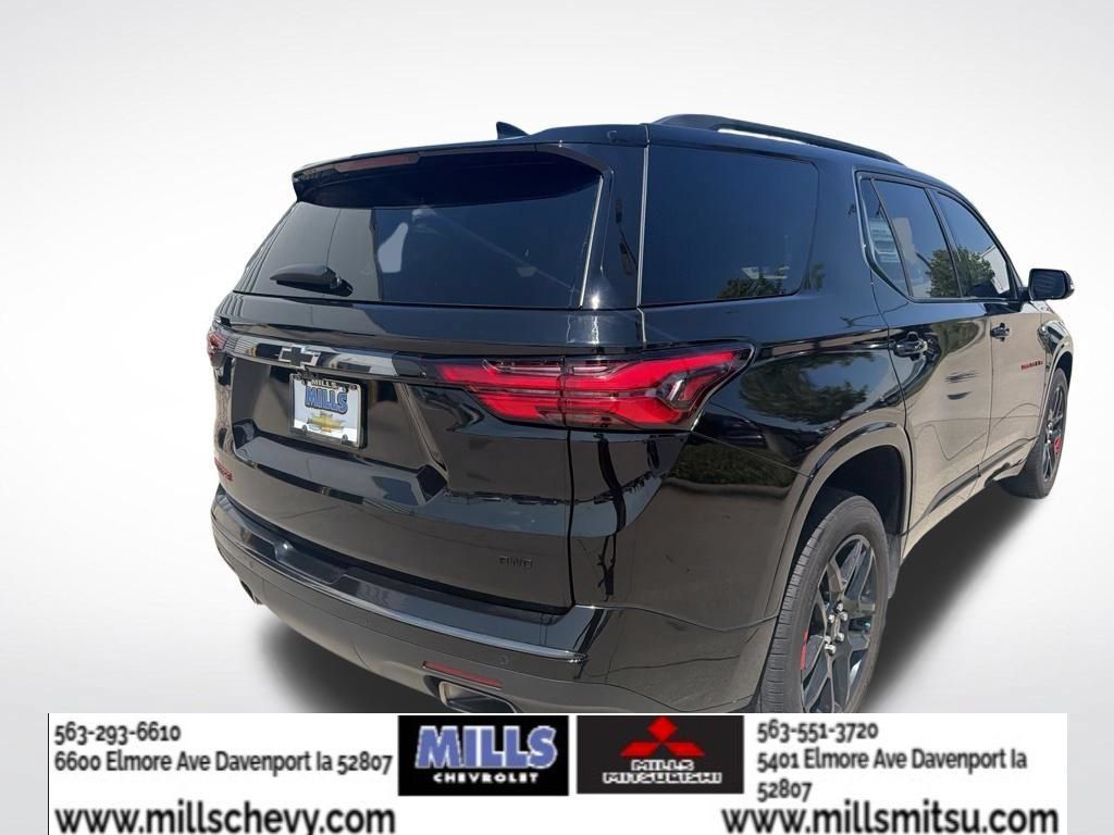 Used 2023 Chevrolet Traverse Premier w/ Redline Edition AWD/4WD image 5
