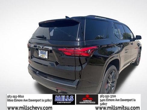Used 2023 Chevrolet Traverse Premier w/ Redline Edition AWD/4WD image 5