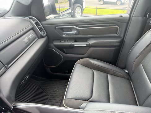 Used 2023 RAM 1500 Laramie RWD image 17