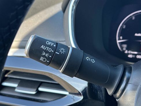 Certified 2025 Acura MDX SH-AWD w/ Technology Package image 28