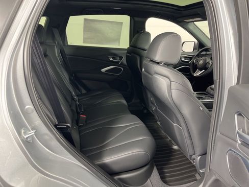 New 2026 Acura RDX SH-AWD image 8