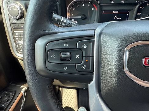 Used 2022 GMC Sierra 1500 SLT w/ SLT Premium Plus Package AWD/4WD image 26