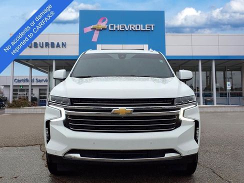 Used 2022 Chevrolet Tahoe LT w/ Luxury Package image 2