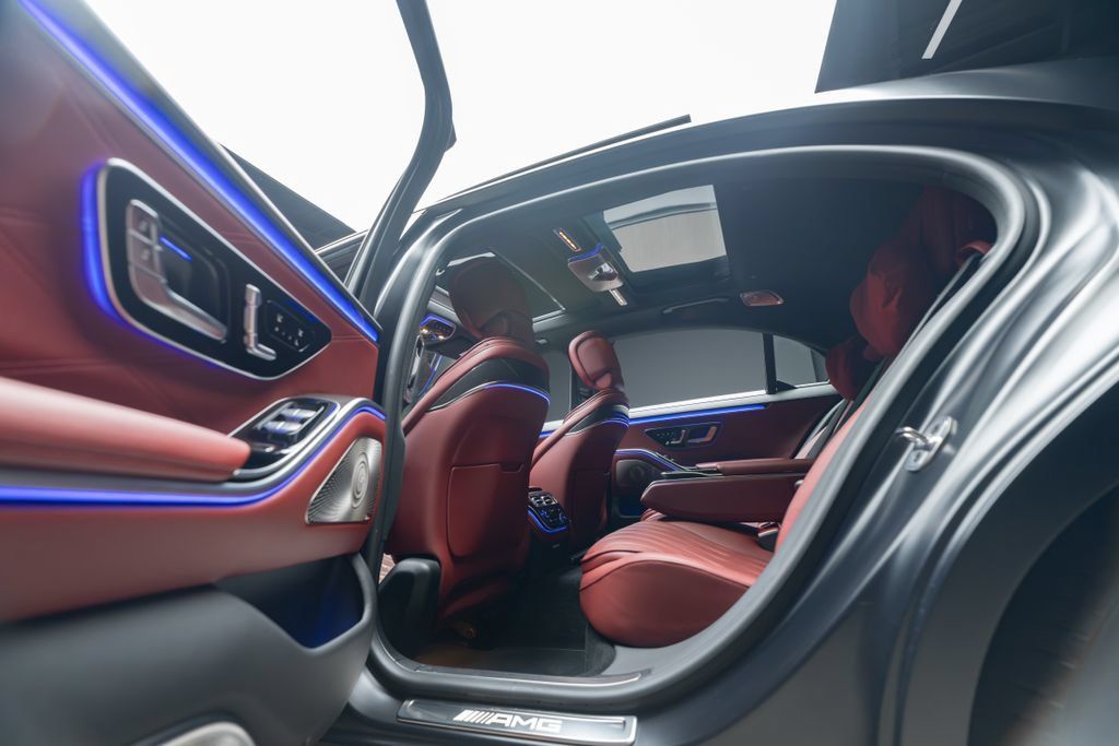 Used 2025 Mercedes-Benz S 63 AMG S image 47