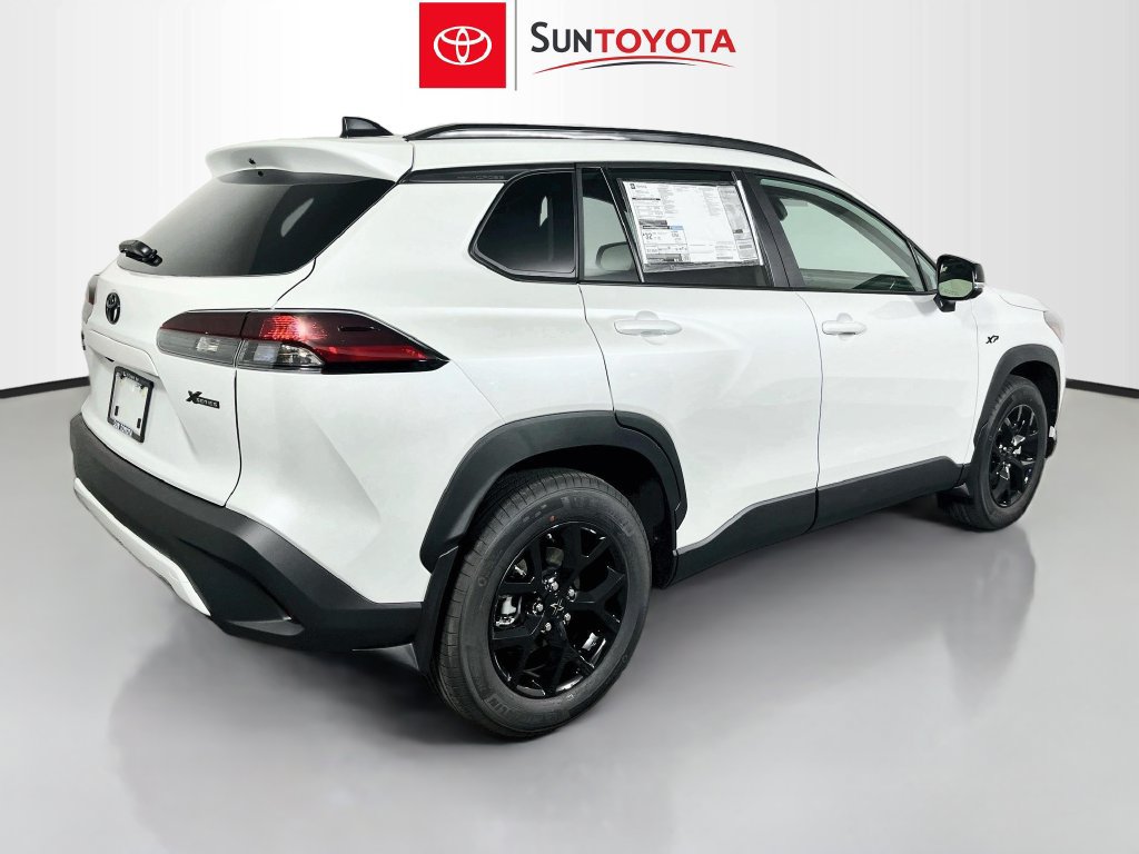New 2026 Toyota Corolla Cross LE w/ Moonroof Package FWD image 3