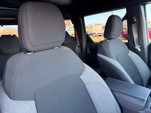 Used 2025 Ford Bronco Big Bend image 22