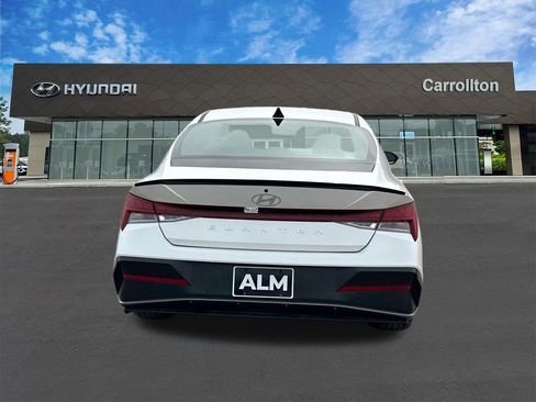 New 2026 Hyundai Elantra SEL Sport image 7