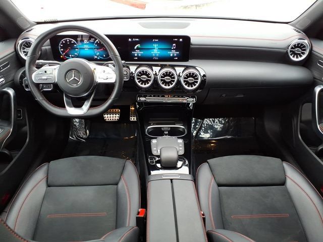 Certified 2022 Mercedes-Benz CLA 250 image 4
