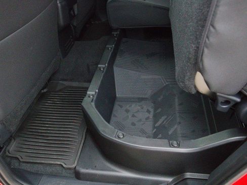 Used 2025 Toyota Tacoma SR5 w/ SR5 Upgrade Package image 29