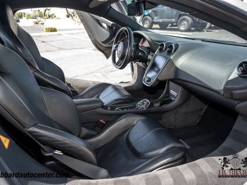 Used 2017 McLaren 570S Coupe RWD image 25