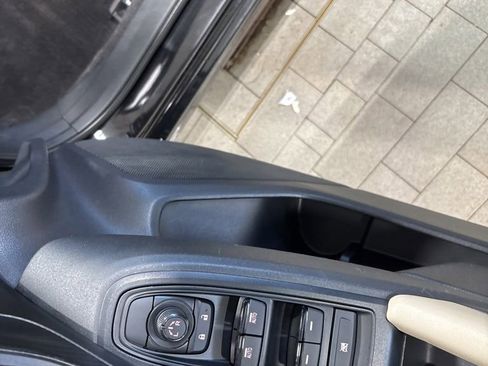 Used 2018 Subaru Impreza 2.0i image 11