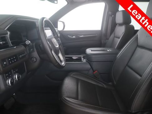 Used 2024 GMC Yukon Denali AWD/4WD image 17