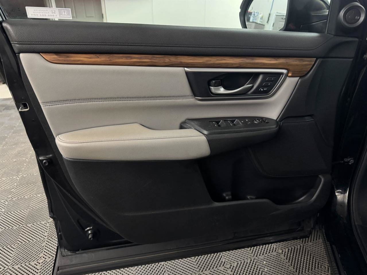 Used 2020 Honda CR-V EX-L image 19