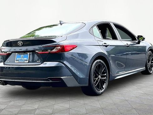 Used 2026 Toyota Camry SE FWD image 6