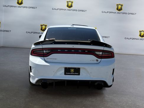 Used 2019 Dodge Charger SRT Hellcat w/ Navigation & Travel Group RWD image 4