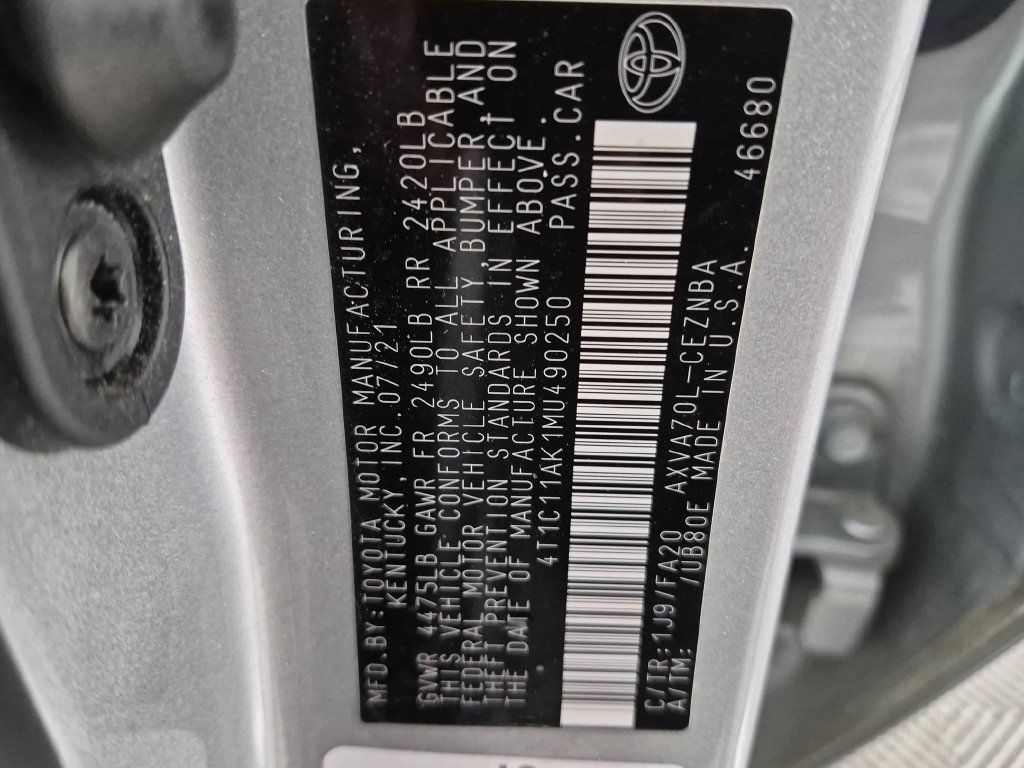 Used 2021 Toyota Camry LE FWD image 31
