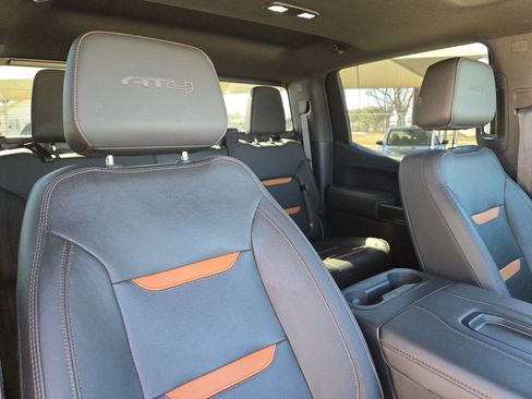Certified 2020 GMC Sierra 1500 AT4 w/ AT4 Premium Package image 31