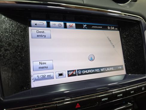 Used 2014 Jaguar XJ L Portfolio RWD image 21