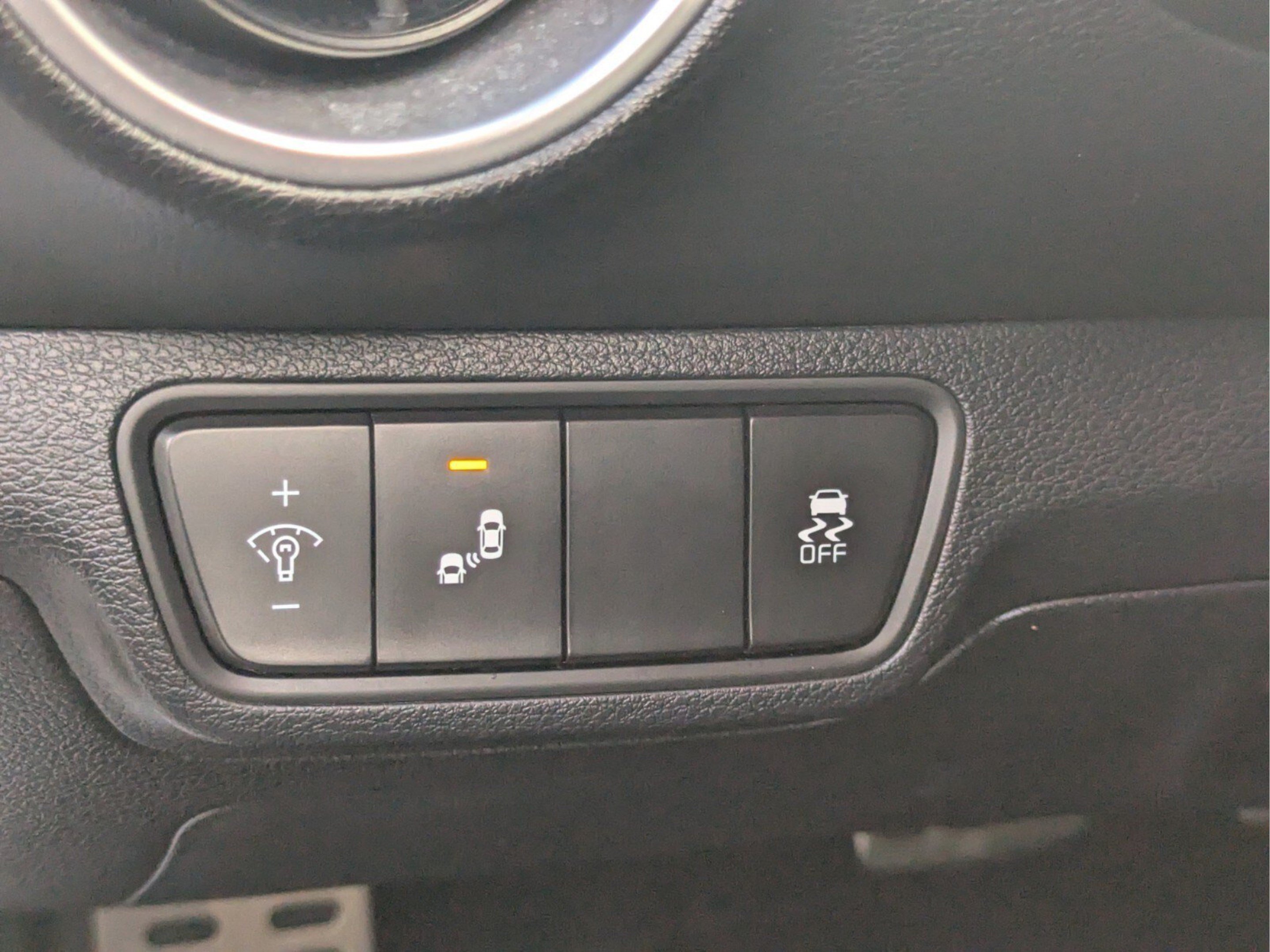Used 2022 Kia Forte GT-Line w/ GT-Line Premium Package FWD image 12