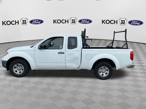 Used 2011 Nissan Frontier S w/ S Preferred Pkg RWD image 4