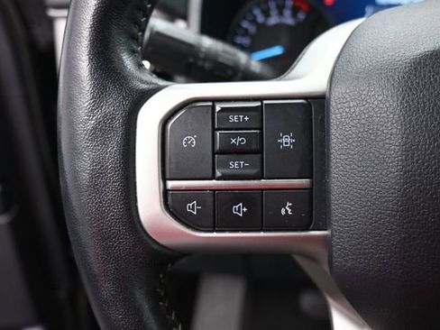 Used 2024 Ford Expedition XLT AWD/4WD image 18