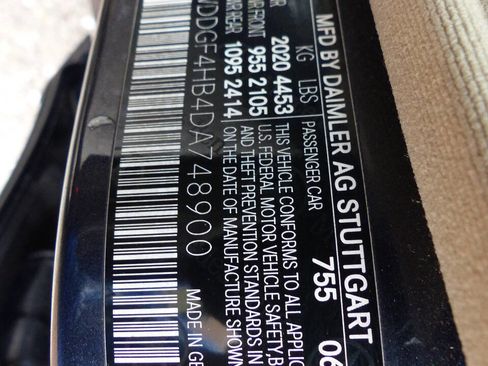 Used 2013 Mercedes-Benz C 250 Sedan image 36