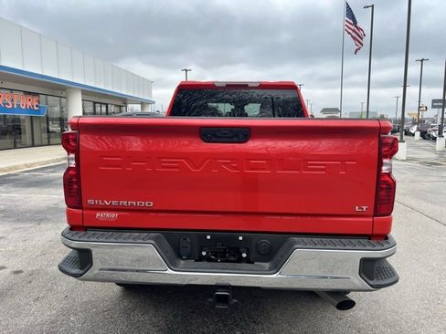Used 2024 Chevrolet Silverado 2500 LT image 5