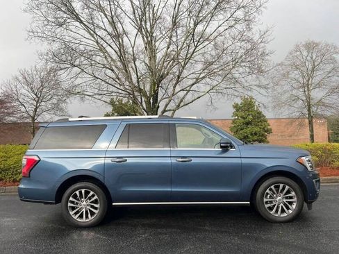 Used 2018 Ford Expedition Max Limited w/ Equipment Group 301A RWD image 3