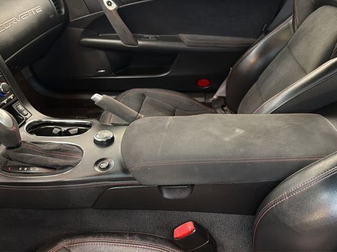 Used 2012 Chevrolet Corvette Grand Sport w/ 4LT Preferred Equipment Group RWD image 25