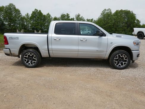 New 2026 RAM 1500 Laramie w/ Laramie Southwest Edition AWD/4WD image 4