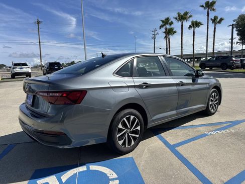 Used 2024 Volkswagen Jetta S FWD image 5