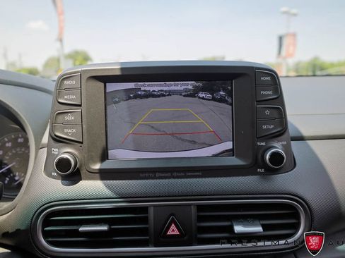 Used 2021 Hyundai Kona Limited w/ Cargo Package FWD image 28