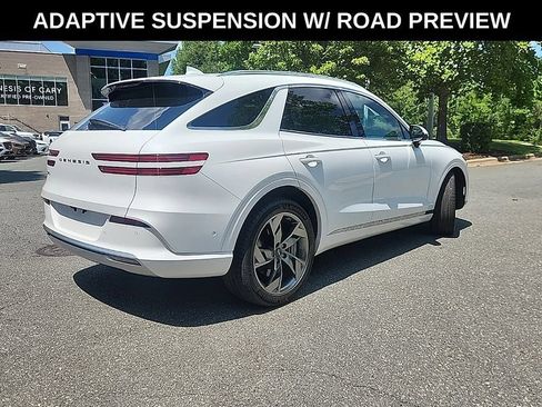Used 2024 Genesis Electrified GV70 AWD/4WD image 2