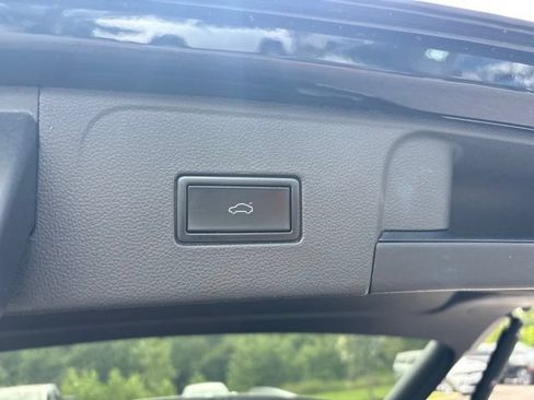Used 2021 Volkswagen Atlas SEL Premium AWD/4WD image 15
