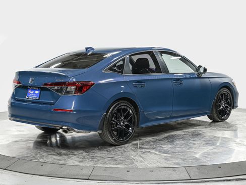 Used 2025 Honda Civic Sport image 7