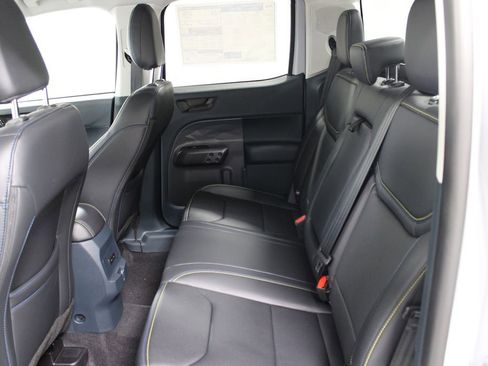 New 2026 Ford Maverick Lobo image 22