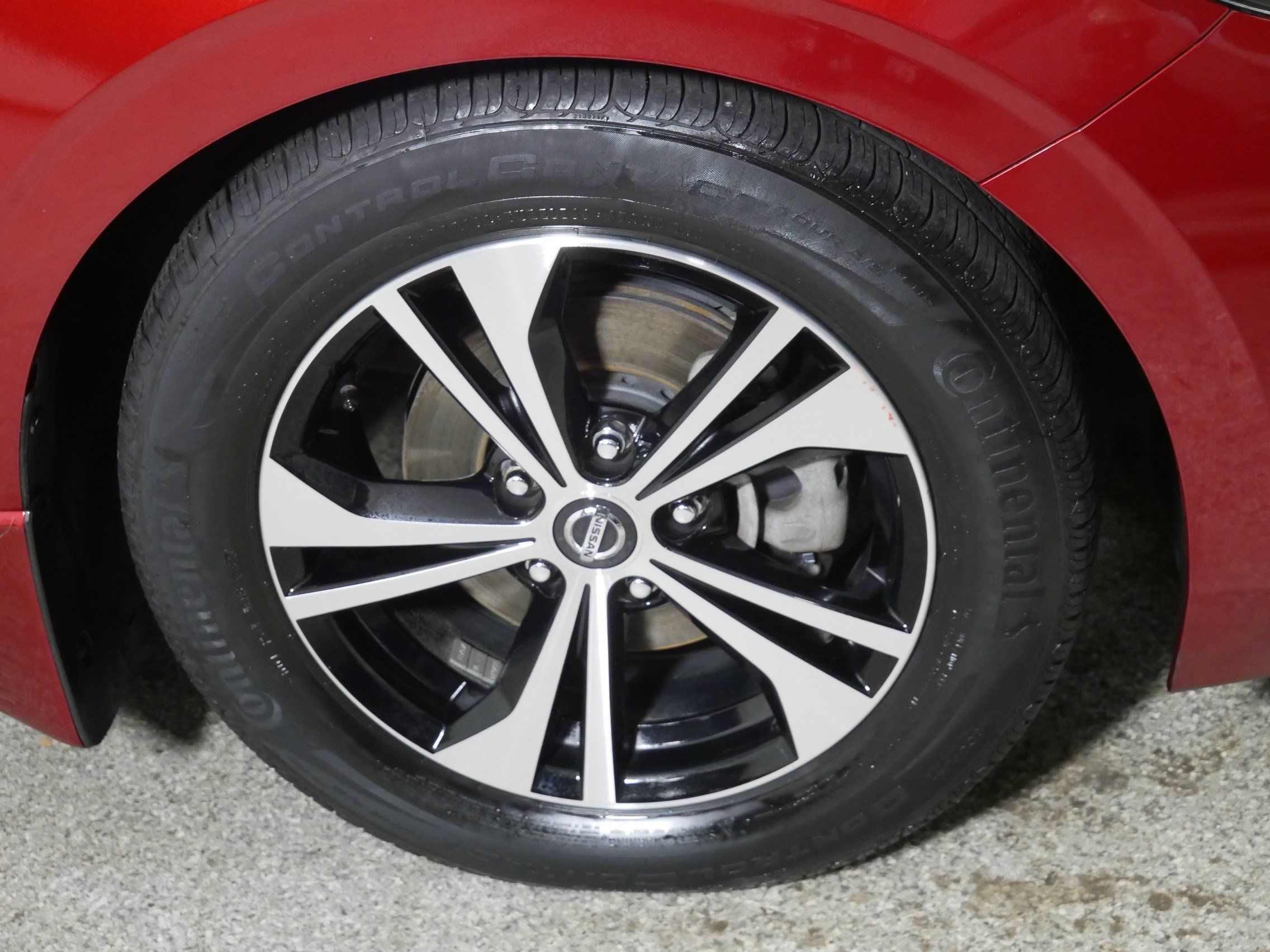 Used 2020 Nissan Sentra SV FWD image 15