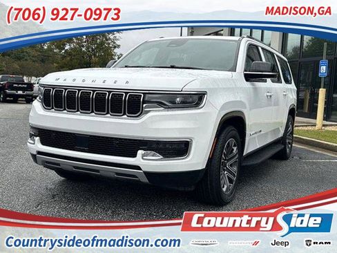Used 2023 Jeep Wagoneer L Series II image 1